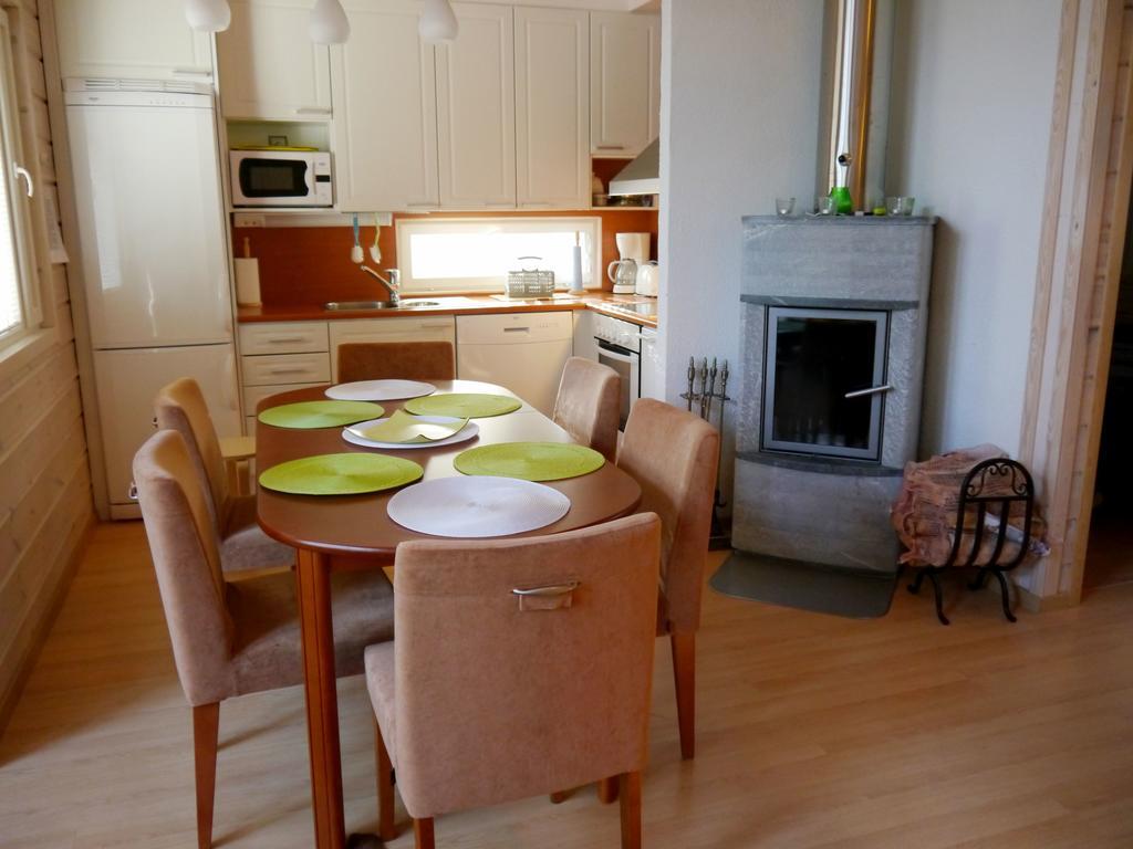 Otsopirtti: Maria And Otso Apartments Kolinkylä Chambre photo